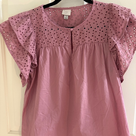 A New Day Eyelet Flutter Sleeve Blouse – Dusty Rose – Size M - Picture 1 of 2